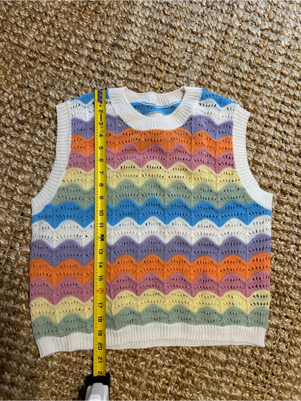 SHEIN Multicolor Scallop Sweater Vest with Rainbow Stripes